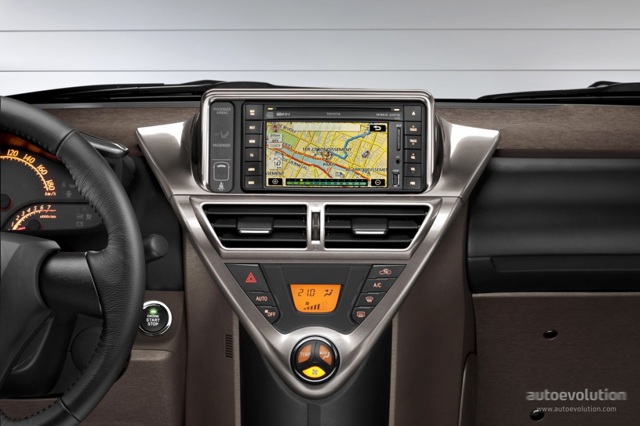 Toyota Iq photo 116