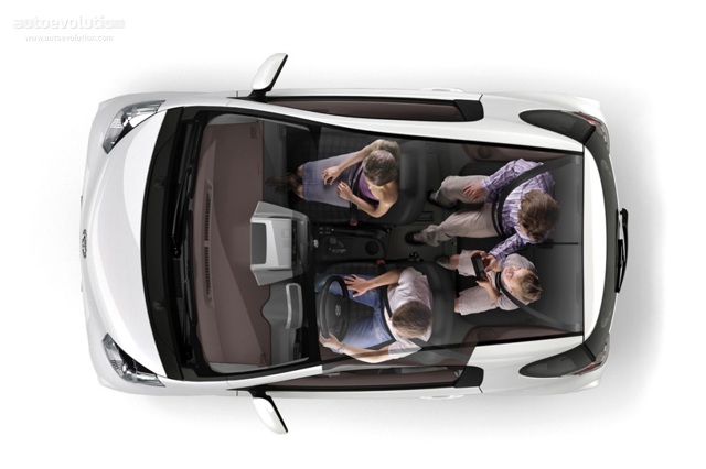 Toyota Iq photo 122