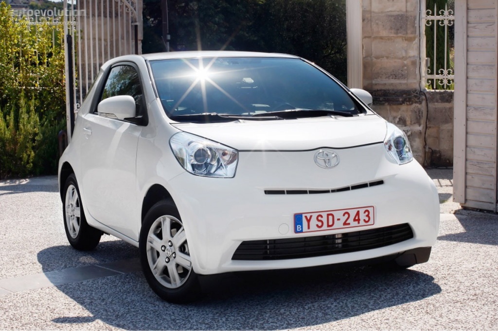Toyota Iq photo 9
