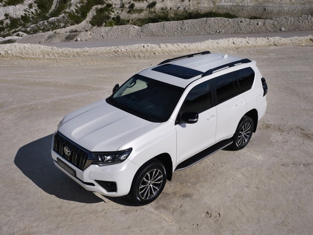 Toyota Land Cruiser / Prado photo 8