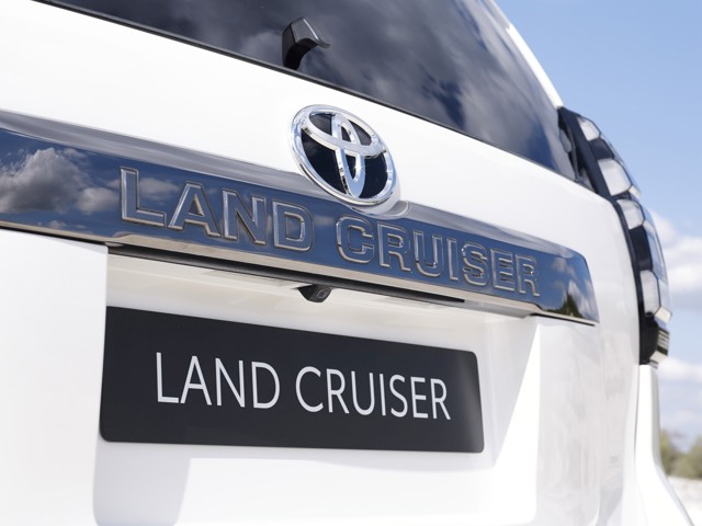 Toyota Land Cruiser / Prado photo 10