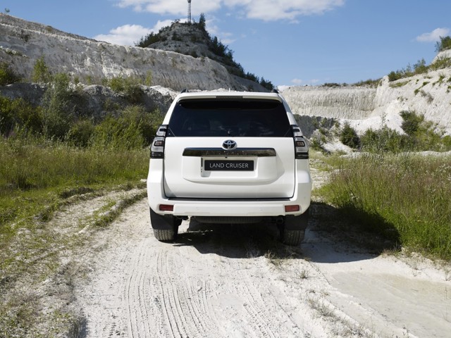 Toyota Land Cruiser / Prado photo 20