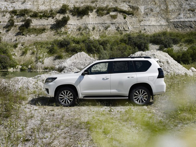 Toyota Land Cruiser / Prado photo 22