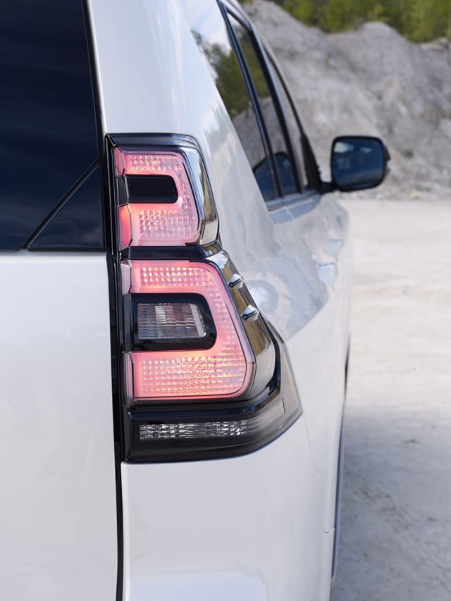 Toyota Land Cruiser / Prado photo 23
