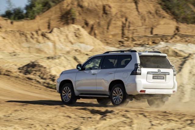Toyota Land Cruiser / Prado photo 38