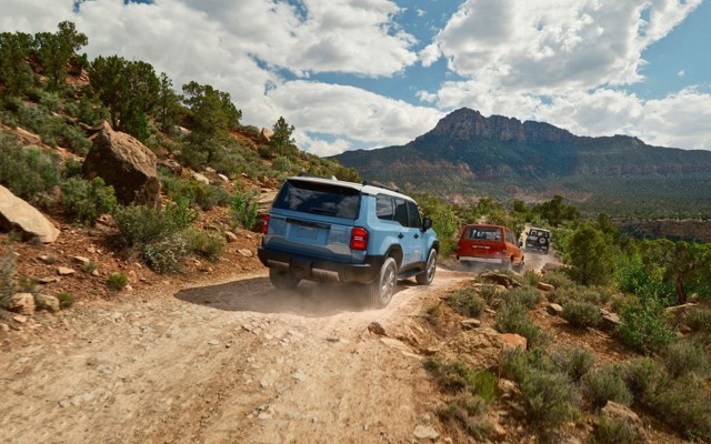 Toyota Land Cruiser / Prado photo 3