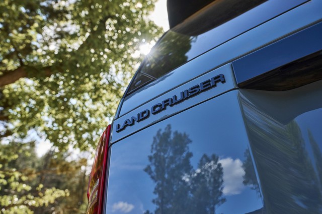 Toyota Land Cruiser / Prado photo 8