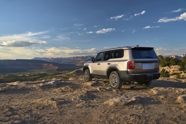 Toyota Land Cruiser / Prado photo 16