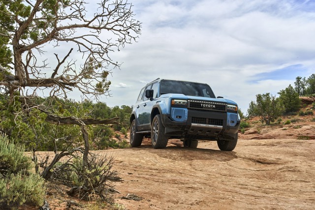Toyota Land Cruiser / Prado photo 19