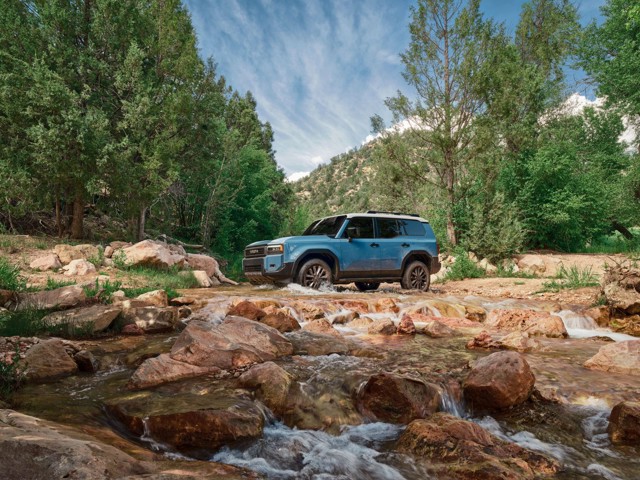 Toyota Land Cruiser / Prado photo 1