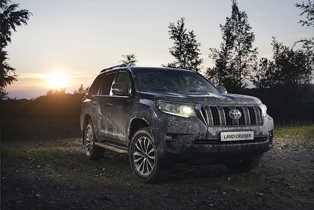 Toyota Land Cruiser / Prado photo 10
