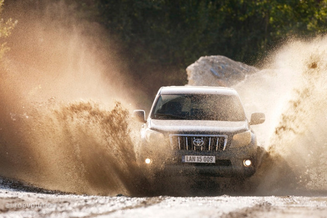 Toyota Land Cruiser / Prado photo 1