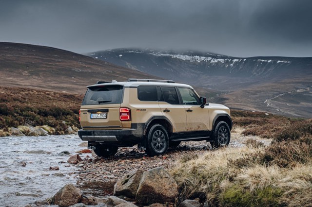 Toyota Land Cruiser / Prado photo 200