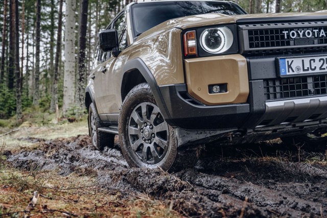 Toyota Land Cruiser / Prado photo 19