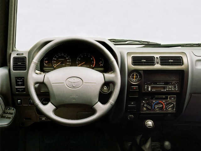 Toyota Land Cruiser / Prado photo 19