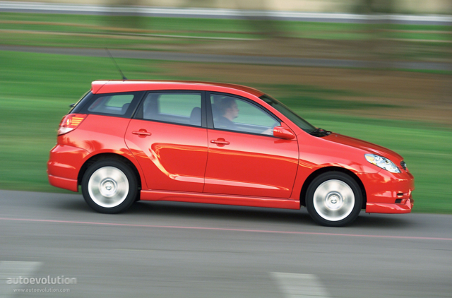 Toyota Matrix photo 4