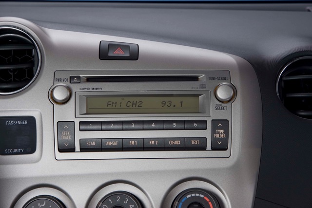 Toyota Matrix photo 25