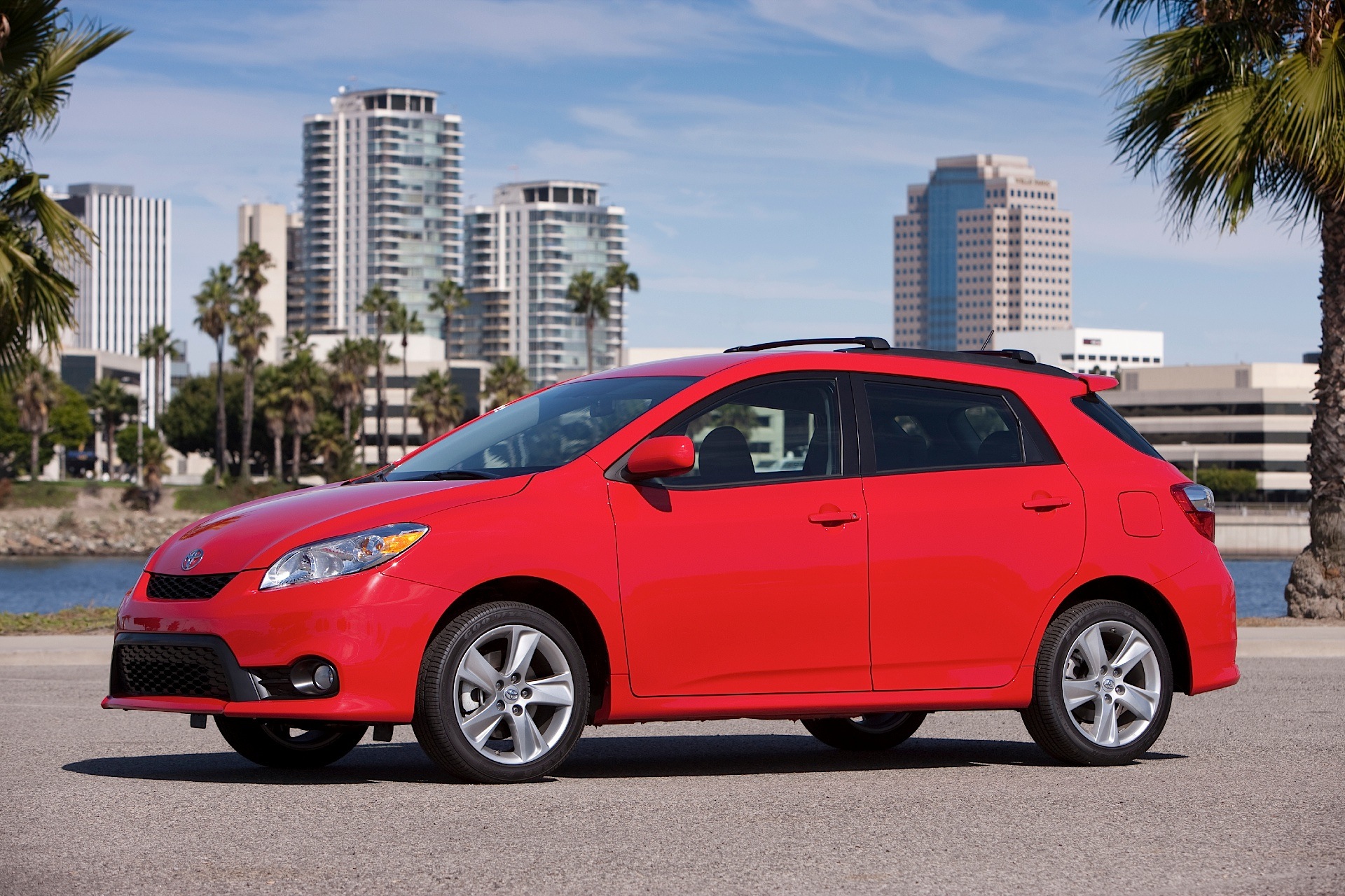 Toyota Matrix photo 3