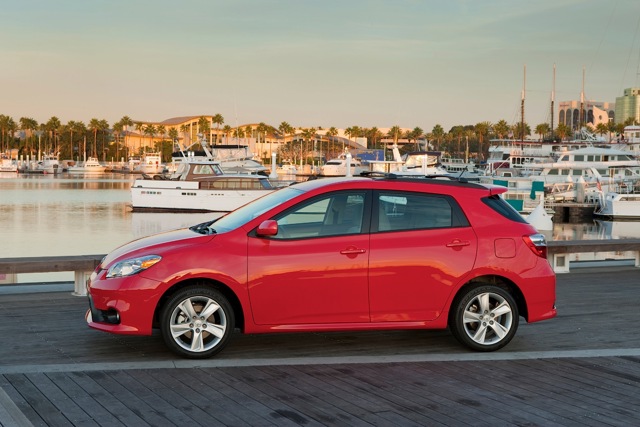 Toyota Matrix photo 10