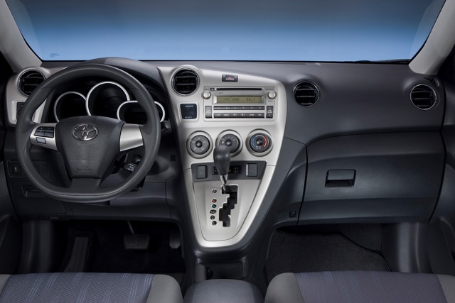 Toyota Matrix photo 22