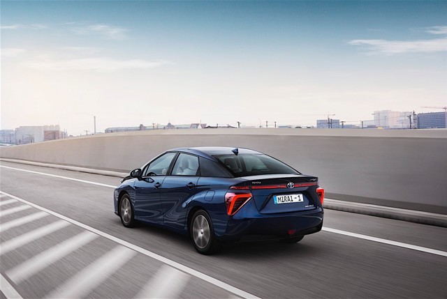 Toyota Mirai photo 24