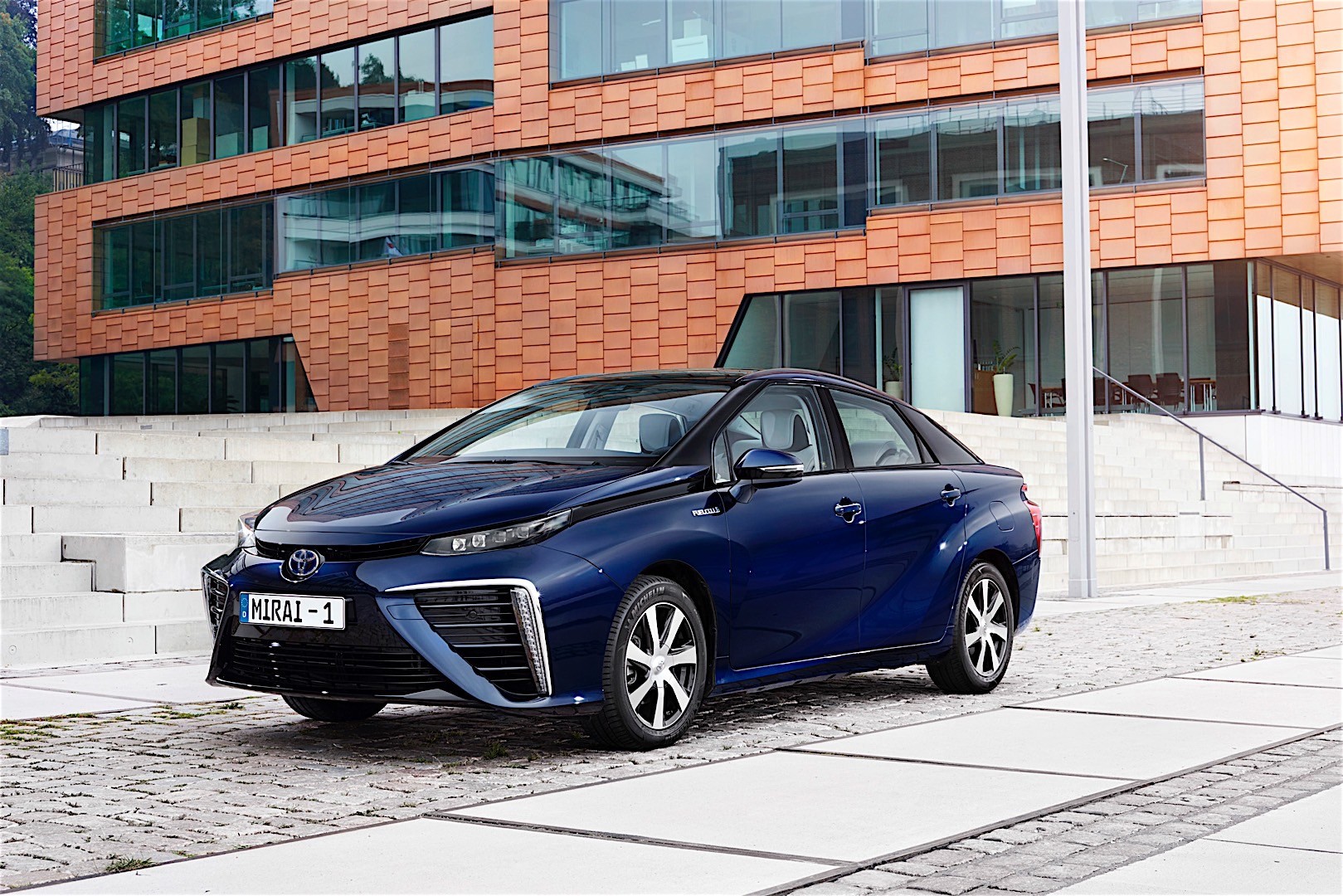 Toyota Mirai photo 27