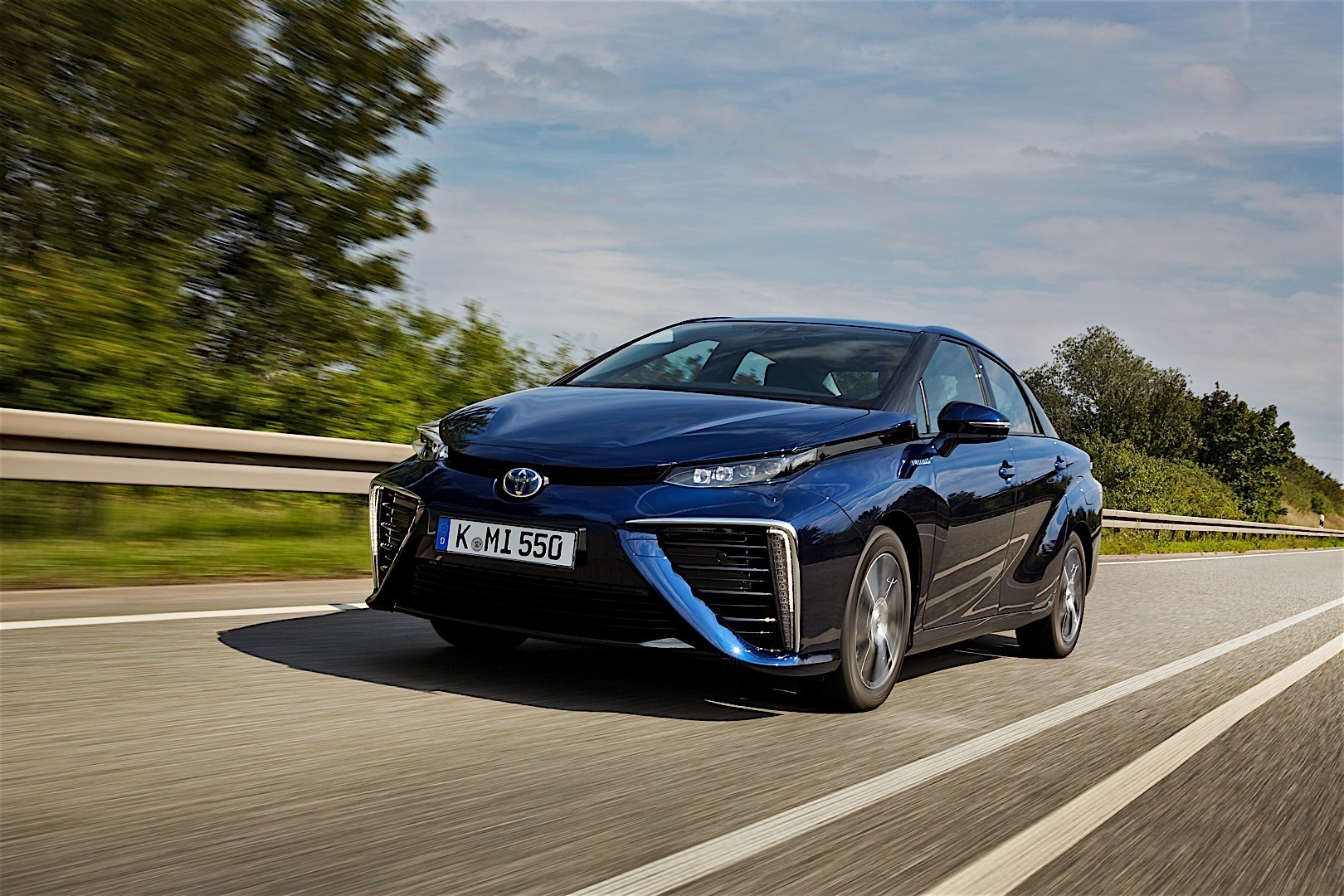 Toyota Mirai photo 43