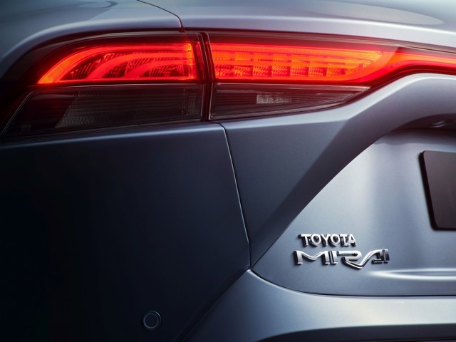 Toyota Mirai photo 4