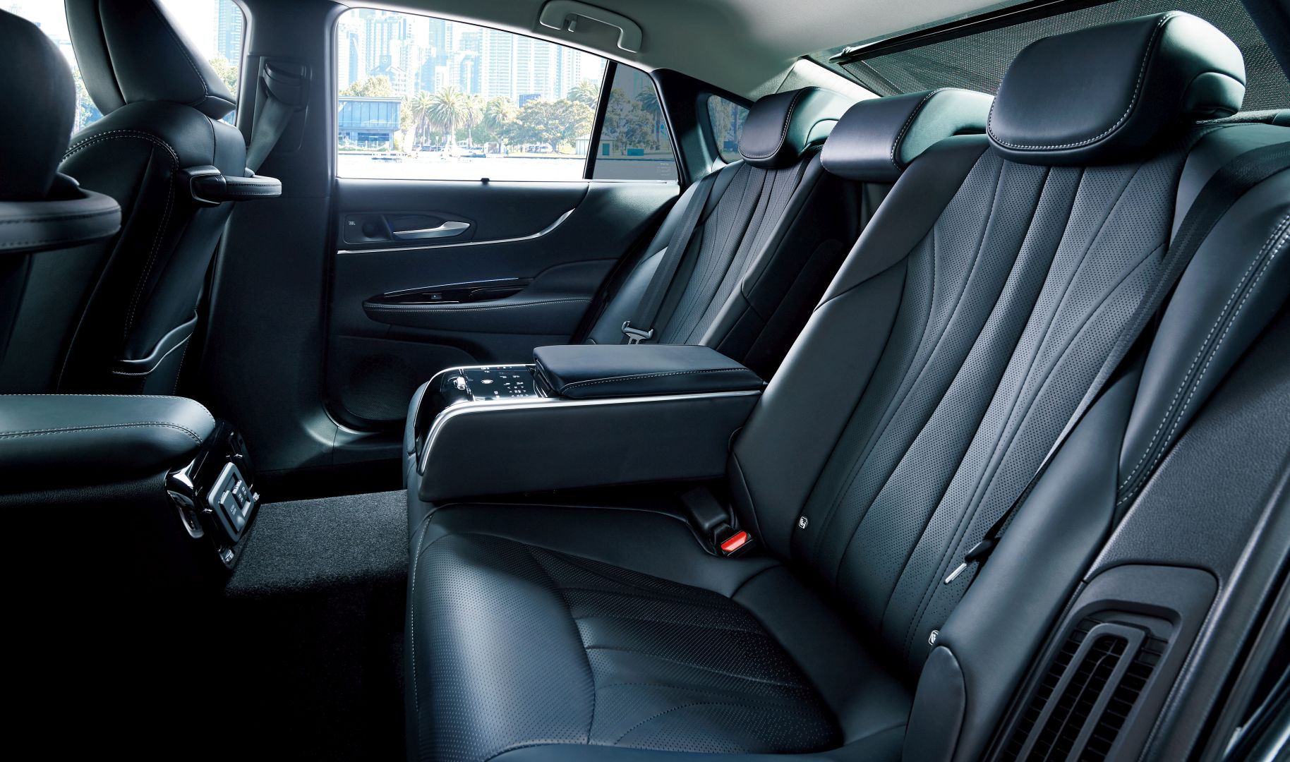 Toyota Mirai photo 43