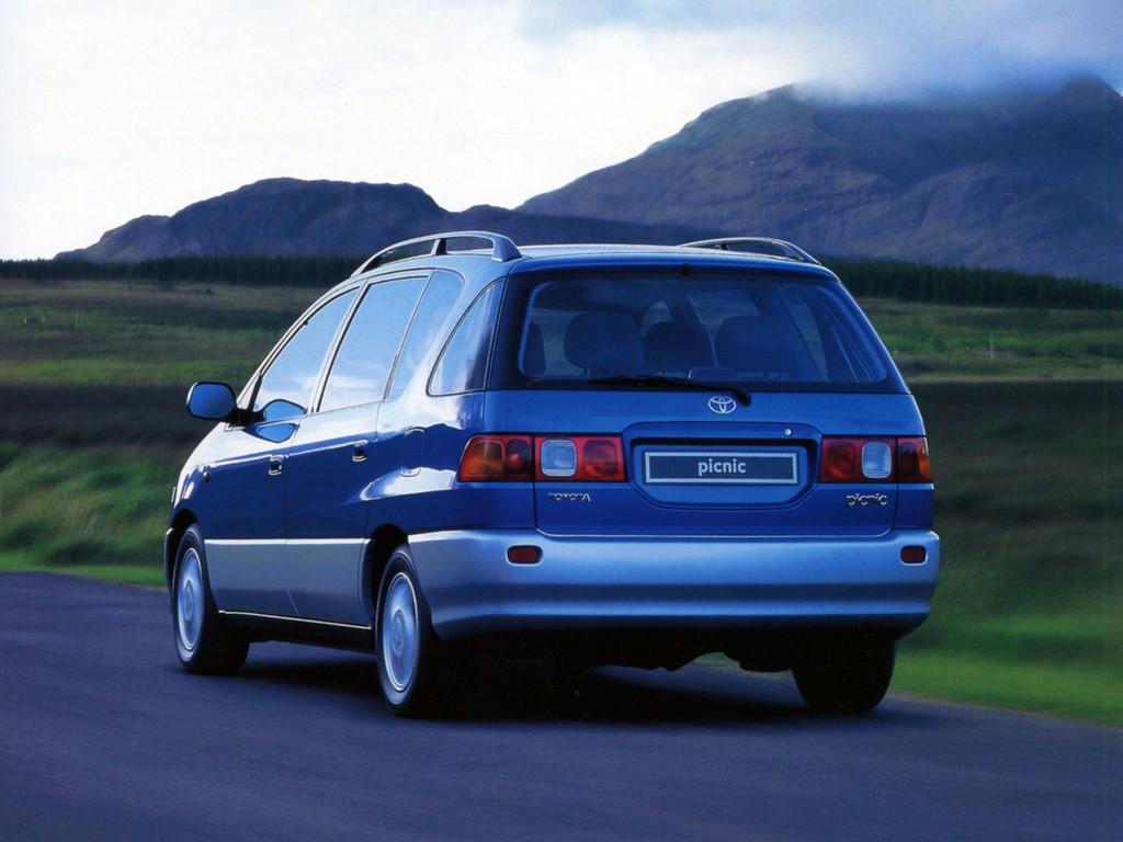 Toyota Picnic photo 4