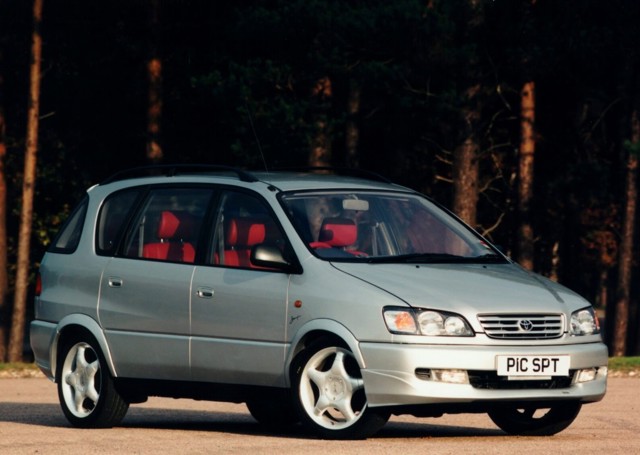 Toyota Picnic foto 20