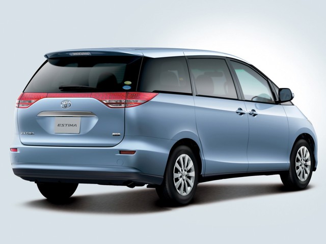 Toyota Previa / Estima photo 6