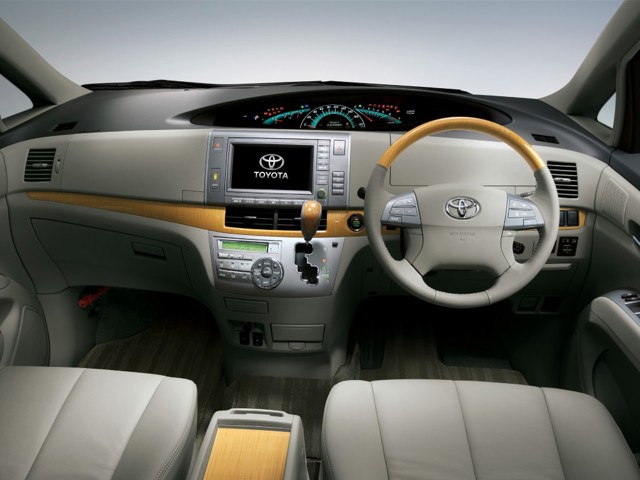 Toyota Previa / Estima photo 10