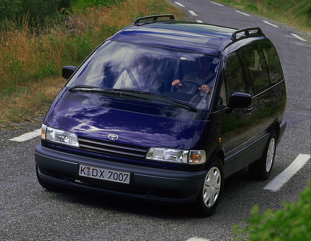 Toyota Previa / Estima photo 12
