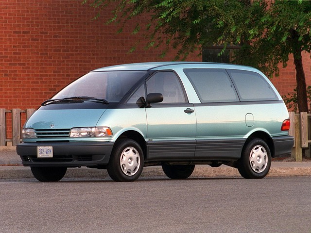 Toyota Previa / Estima photo 5