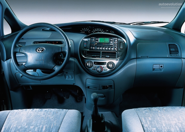 Toyota Previa / Estima foto 24
