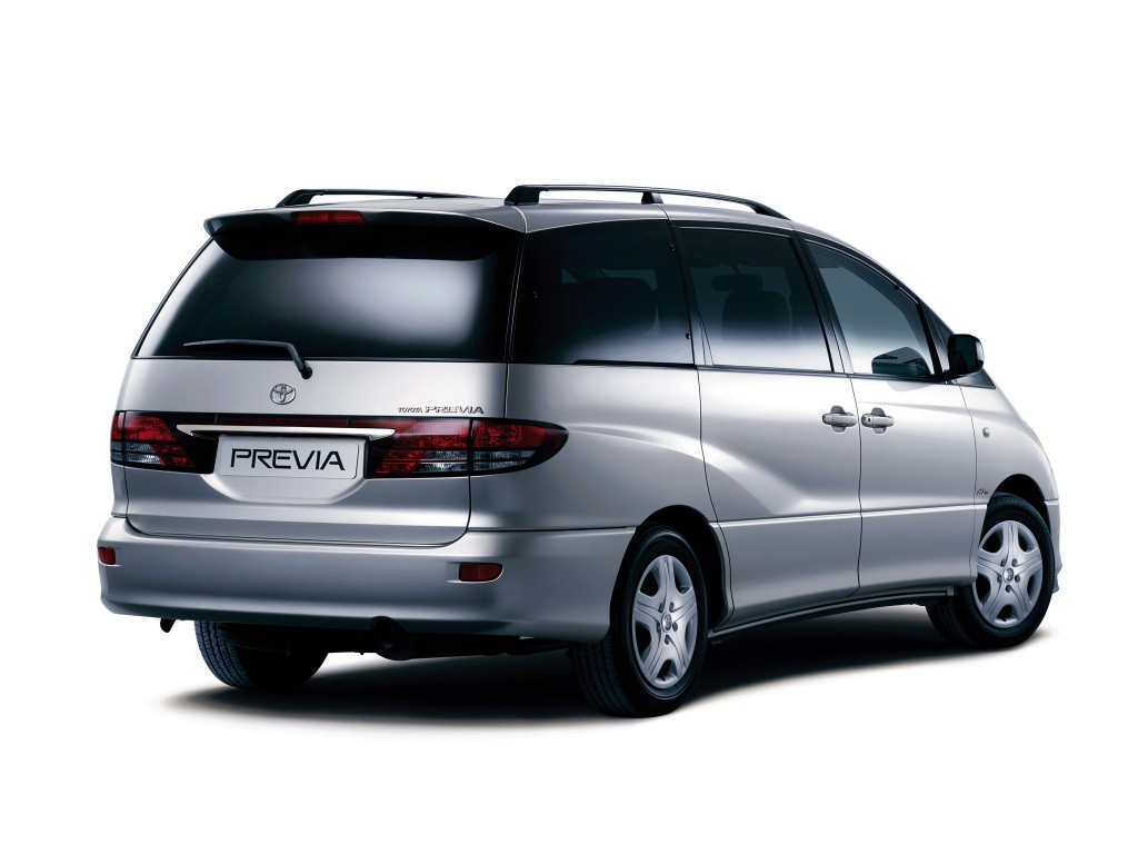 Toyota Previa / Estima photo 3