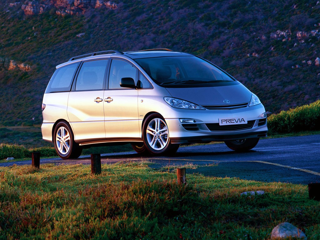 Toyota Previa / Estima photo 4
