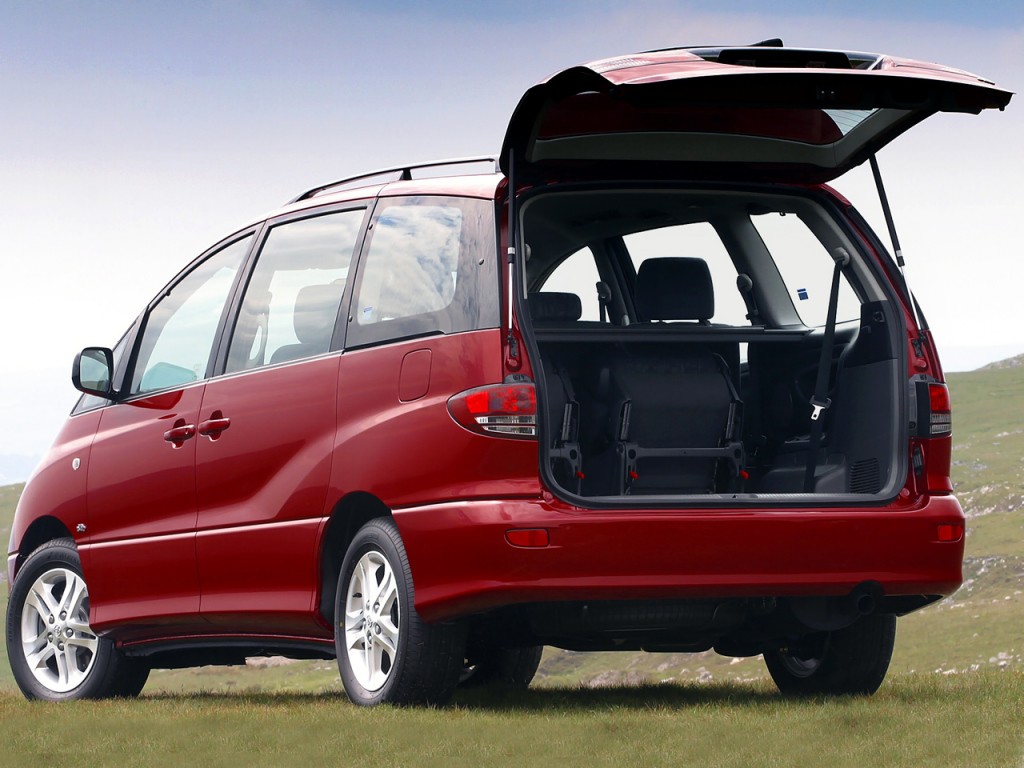 Toyota Previa / Estima photo 8