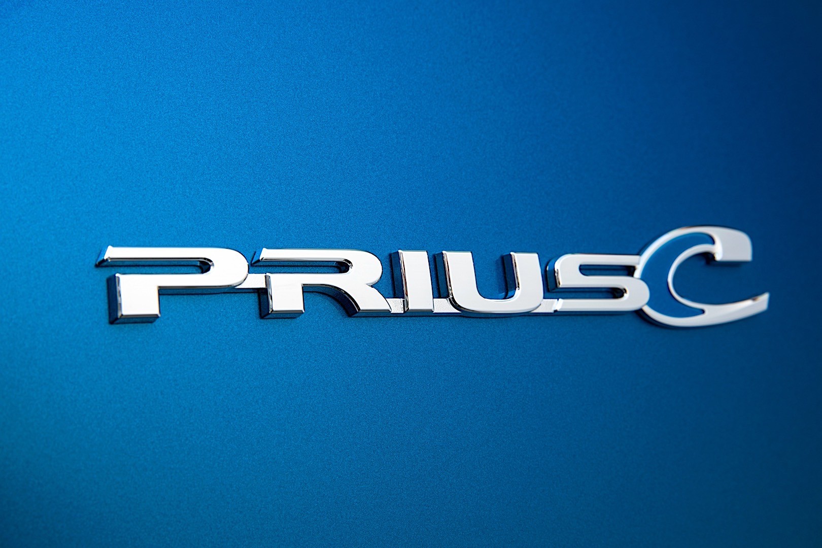 Toyota Prius C (Aqua) photo 14