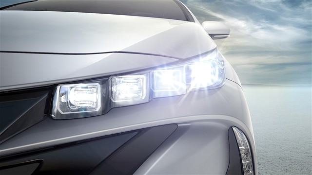 Toyota Prius Prime Foto 18