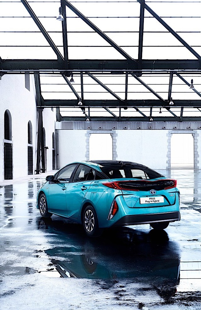 Toyota Prius Prime Foto 23