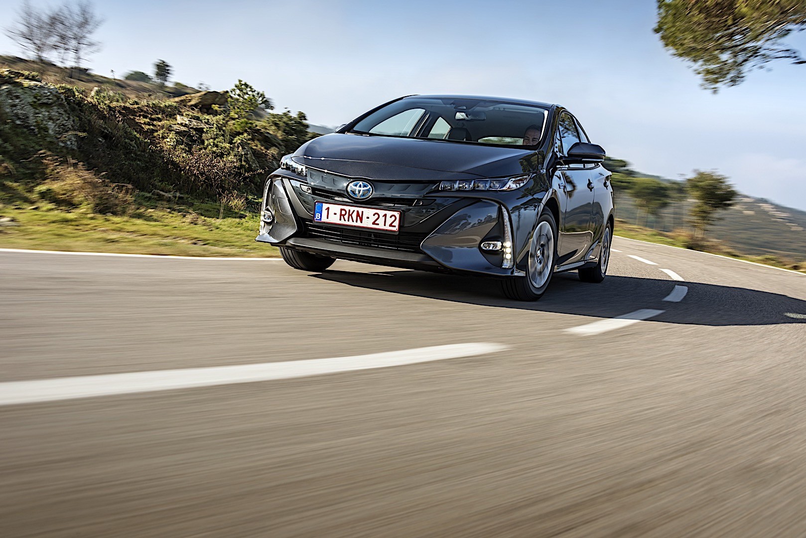 Toyota Prius Prime photo 45