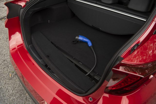 Toyota Prius Prime Foto 103