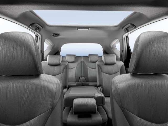 Toyota Prius V/Prius+ photo 60
