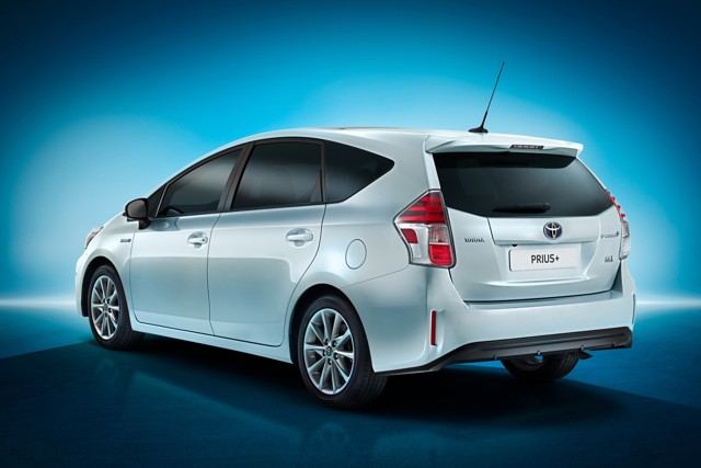 TOYOTA Prius v/Prius+