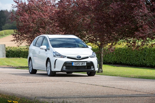 Toyota Prius V/Prius+ photo 13