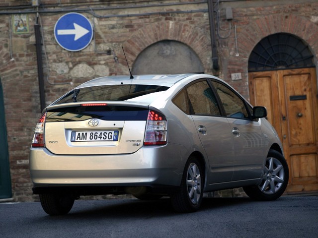 Toyota Prius photo 20
