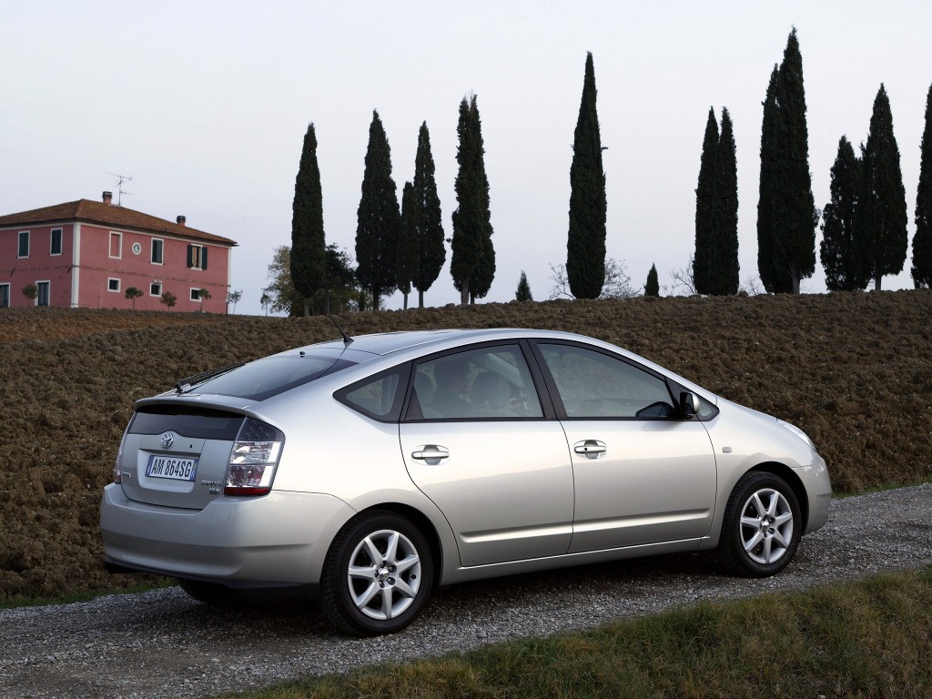 Toyota Prius photo 23