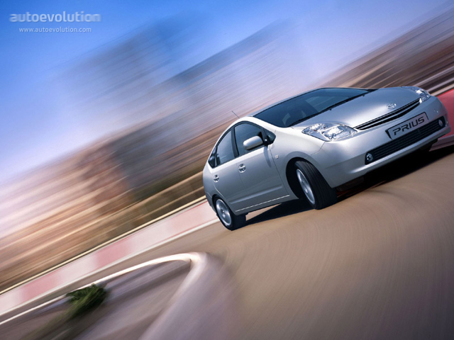 Toyota Prius photo 9